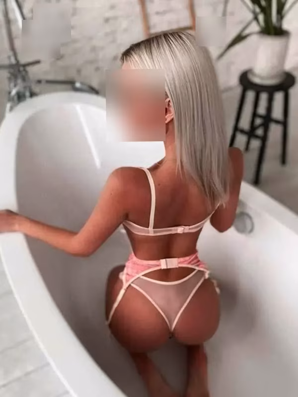 Pani z Escort