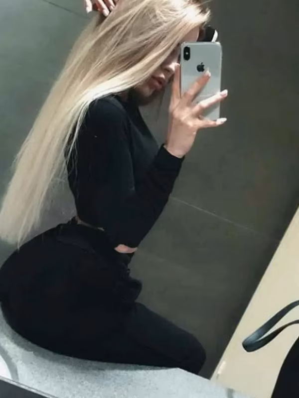 Lily Luxury