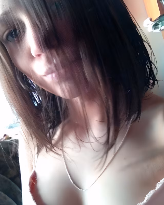 Angela Escort